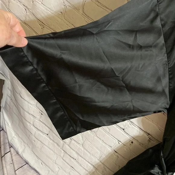 Icing Black Bridesmaid Bling Robe - Picture 6 of 7